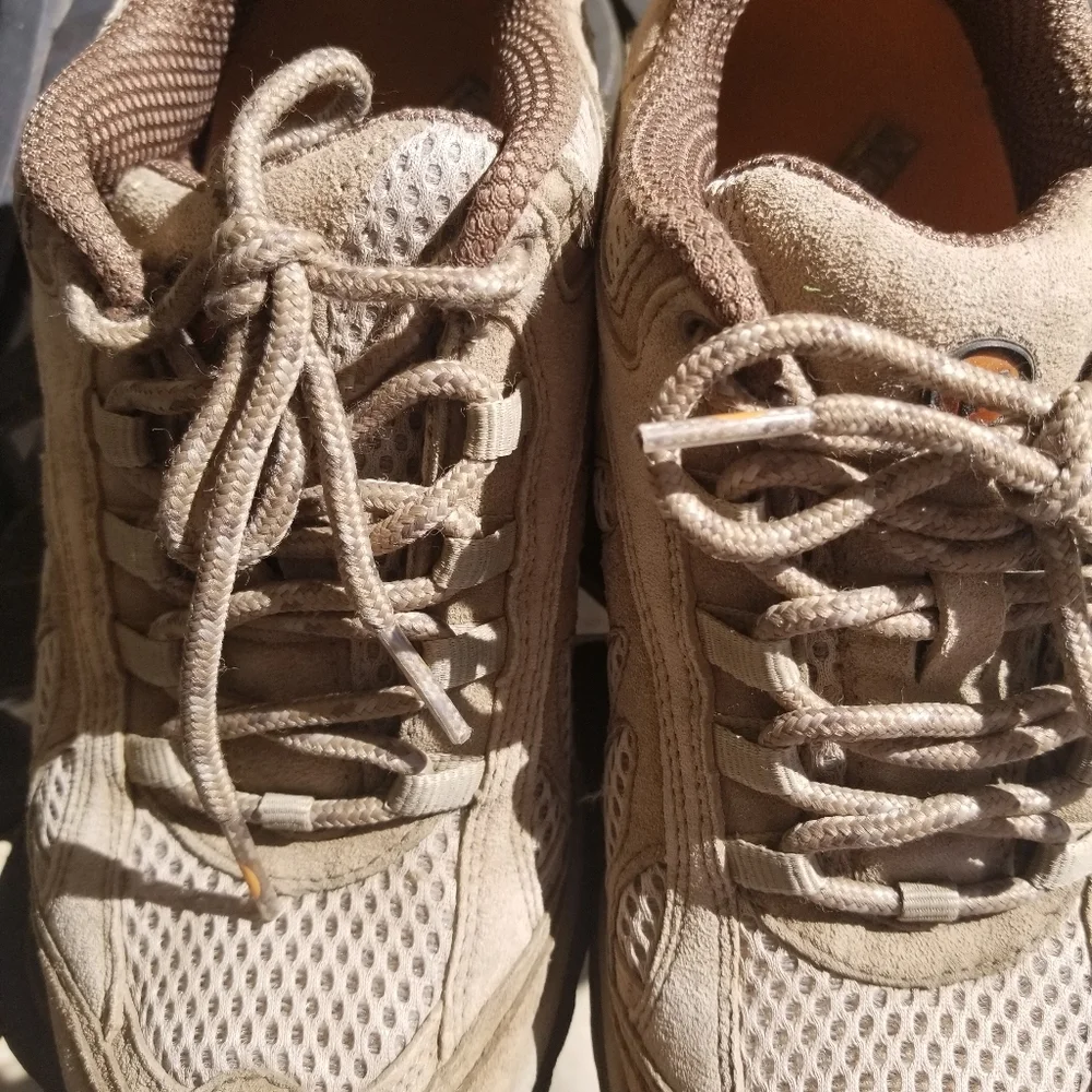 Shoes - Picture 3 of 5